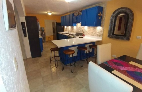 Cancun Maison | SLEEPS 16 !! PICKUP AÉROPORT GRATUIT! ISLA FERRY! Paradis sur les toits / Vues / Piscine / WiFi