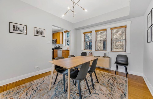 Uptown Copropriété | Stunning, Spacious, & Sun-soaked 2BR Uptown Condo by AllSet Turnover