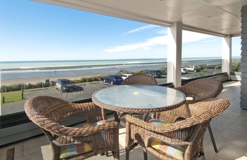 Omanu Maison | Superbe, élégant, en bord de mer, sur 3 niveaux, avec une vue magnifique