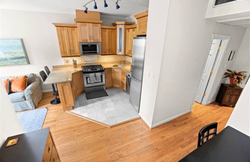Capitol Hill Appartement | Selfie Worthy Views In Ace Location | Idéal pour les séjours de nuit, mensuels ou plus longs