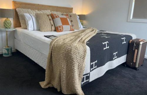 Melbourne Maison | Stunning Townhouse - 12 min CBD