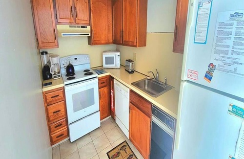 Sea Isle City Copropriété | Stunning Unobstructed Beach Front Views- 3 Bedroom Condo in the heart of Sea Isle City