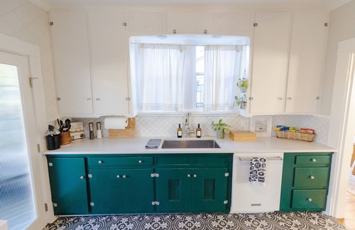 Columbia Maison | Stunning Victorian 4BR w/Hot Tub 5 Min to Downtown