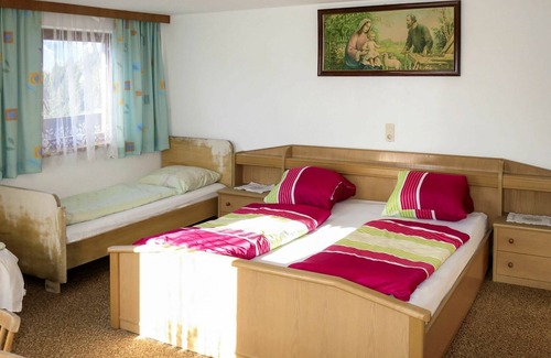 Bruck am Ziller Villa | Belle maison de vacances pour 10 personnes avec WIFI, balcon et parking