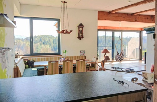Techelsberg am Worther See Villa | Stunning villa for 7 guests with WIFI, TV, terrace and parking