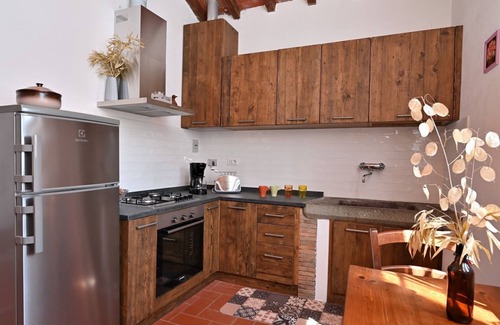 Loro Ciuffenna Villa | Maison de vacances avec WIFI, piscine privée, TV, patio, animaux admis, vue panoramique, parking