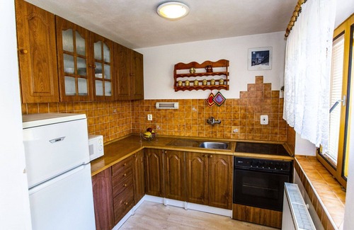 Tatobity Maison | Merveilleuse maison de vacances pour 6 personnes avec WIFI, TV et patio