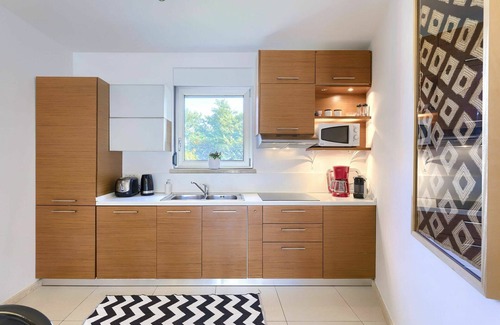 Krizine Maison | Belle maison de vacances avec piscine privée, climatisation, WIFI, TV, terrasse, animaux admis