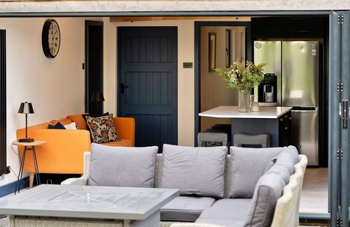 Hawling Maison | Magnifique maison de vacances pour 6 personnes avec bain à remous, WIFI et terrasse