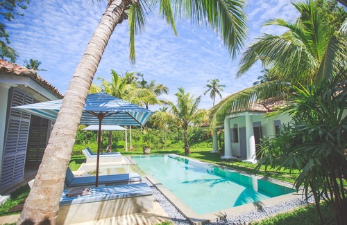 Midigama Villa | Superbe villa dans une île privée avec piscine à débordement extérieure