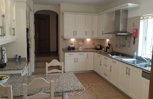 Almancil Maison | Stunning villa, private Pool UK tv Wifi