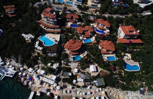 Kas Maison | Seafront boutique du Club Hôtel avec plage propre / piscine sur la péninsule de Kas