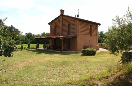 Montecarlo Villa | Belle maison de vacances avec piscine privée, WIFI, TV, patio, vue panoramique, près de Lucques