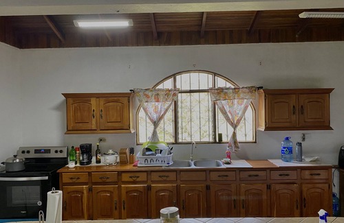Fortuna Cabine | Stunning Volcano View! Large Home & Pet Friendly!