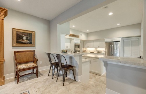 Dickinson Maison | Stunning Waterfront Rental Property with Private Dock & Pool