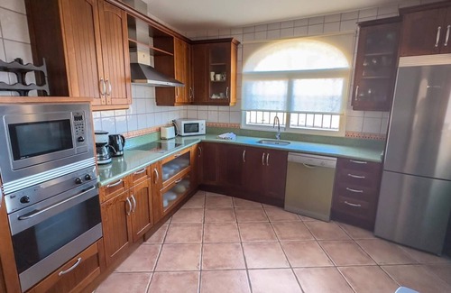Salobrena Villa | Villa avec de belles vues, piscine privée chauffée