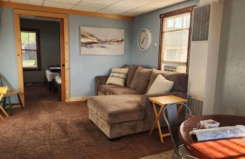 Fremont Cabine | Sturgeon Cabin - Waterfront resort on Fremont Wolf River