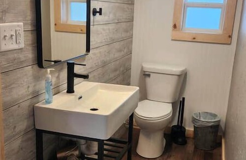 Fremont Cabine | Sturgeon Cabin - Waterfront resort on Fremont Wolf River