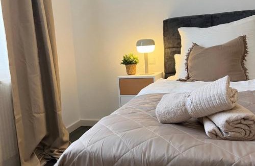 Rosenberg Appartement | Stuttgart Zentrum - Hölderlinplatz - 80qm - EG