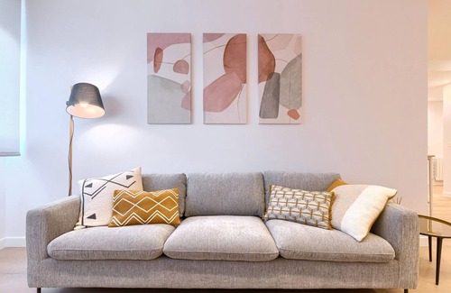Bilbao City Centre Appartement | Style et confort à proximité de l'hôpital et de la gare routière