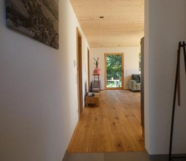 Oberstaufen Appartement | Stylische Fewo in Bestlage in neugebautem Holzhaus mit Oberstaufen Plus