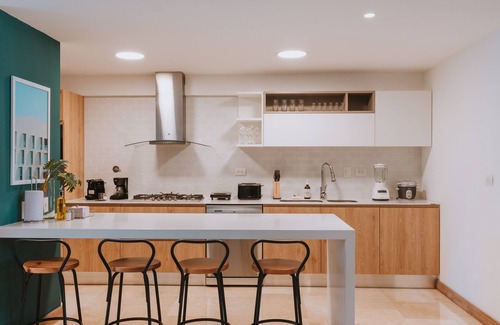 Laureles - Estadio Maison | Stylish! 1,162ft Apt. 24/7 Front Desk - Alori 303