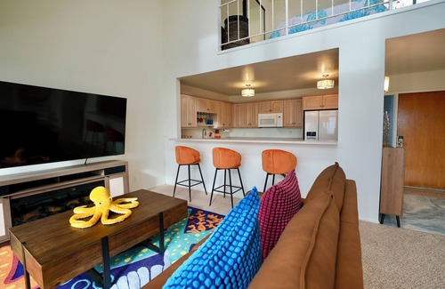 South Redondo Copropriété | Stylish 1-Bedroom Loft by the Ocean