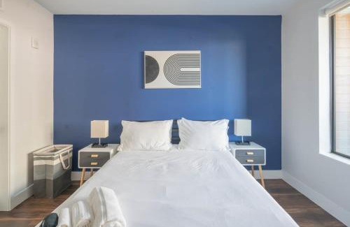 Tempe Appartement | Stylish 1BD - Pool, Gym, Parking, W-D - Sleeps 4