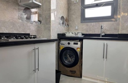 Warraq al Arab Appartement | Stylish 1BDR Studio, Garden Views, 24/7 Security