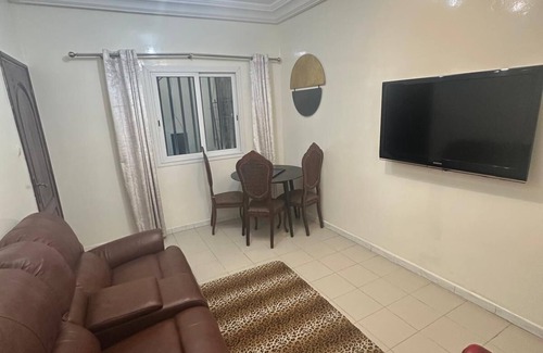 Yof Appartement | Stylish 1BR Apartment in Ouest Foire Dakar | key amenities and very convenient