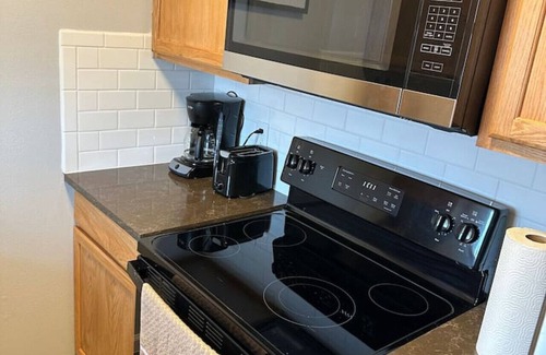 Northwest Los Angeles Heights Copropriété | Stylish 1BR Condo with Pool - Medical Center Area