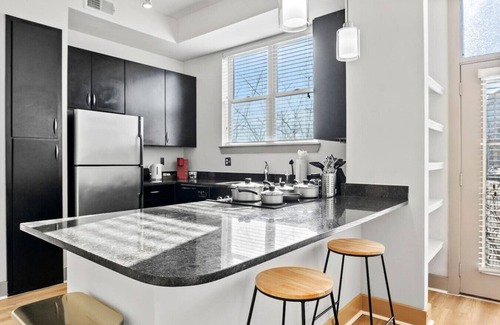 Deep Ellum Appartement | Stylish 1Br in Deep Ellum with Pool and Free Parking