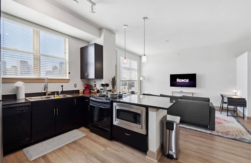 Deep Ellum Appartement | Stylish 1Br in Deep Ellum with Free Parking Near Baylor Med
