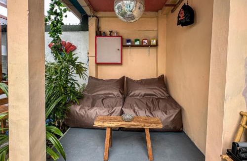 Sei Pinang Appartement | Stylish 1BR Mezzanine Loft with Shared Pool, Gym and Private Kitchen in Canggu