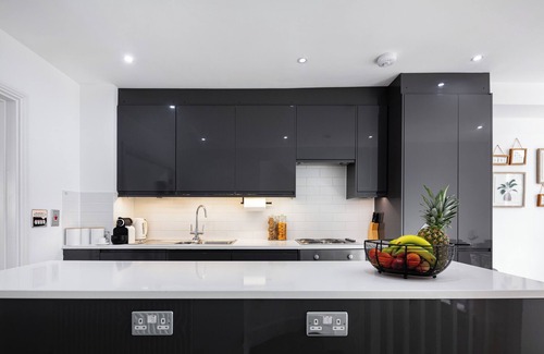 Kings Cross St. Pancras Appartement | Stylish 2BR APT w/Garden by St Pancras