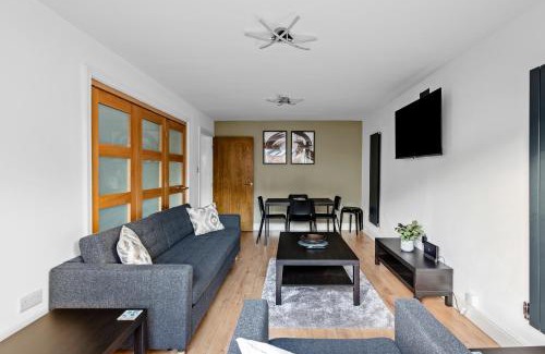 East Ham South Appartement | Stylish 2 Bed Bungalow in East Ham, Close to Excel