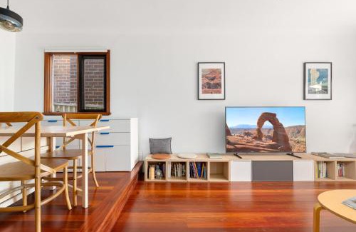Erskineville Maison | Stylish 2-Bed Cottage in Trendy Erskineville
