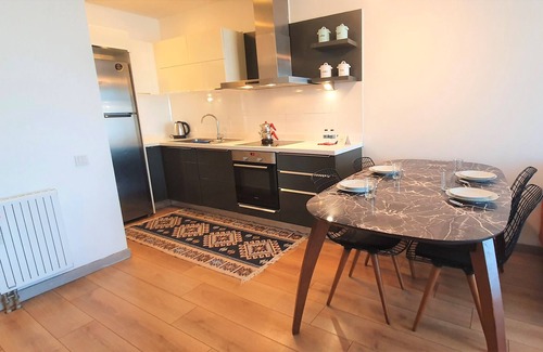 Ikitelli Appartement | Stylish 2 bedroom apartment at 24th floor