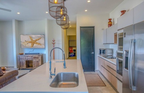 Coco Maison | Oceanview 3 Bedroom - Tennis/Pickleball Access