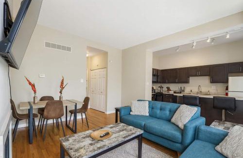 Soulard Appartement | Stylish 2BR Apartment with Private Balcony near Soulard