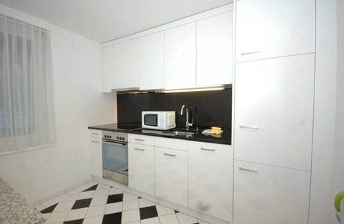 Seefeld Appartement | Stylish 2BR near lake - Flower 3