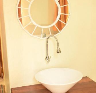 Kakamega Appartement | Stylish 2BR with Wi-Fi and secure parking