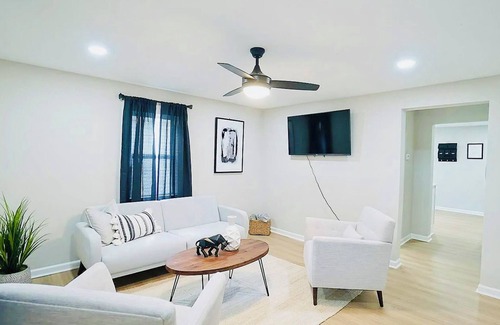 East Durham Maison | Stylish 3-bedroom home 9 min to Duke 20 min to UNC