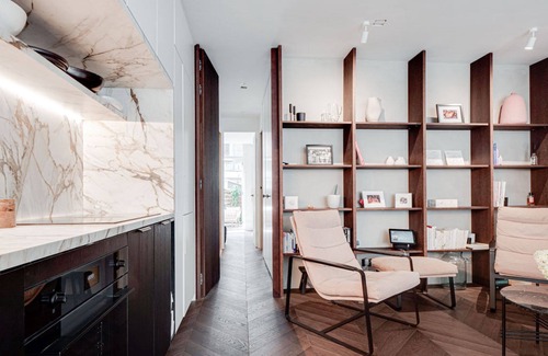 Duivelseiland Appartement | Stylish 3-room apartment with AC, situated in the vibrant De Pijp district.