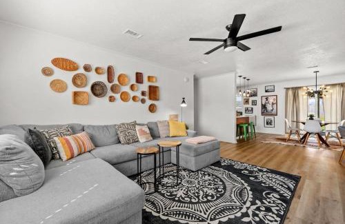 Lynn Haven Maison | Stylish 3BR 2BA House Minutes from PCB - Book now