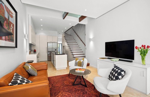 Balmain Maison | Stylish 3BR, 2BA King Beds Balmain Terrace Near Parks, Ferries & Darling Street