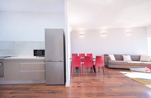 Neve Tzedek Appartement | Stylish 3BR Amazing Sea View W/Parking by HolyGuest