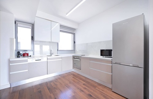 Neve Tzedek Appartement | Stylish 3BR Amazing Sea View W/Parking by HolyGuest
