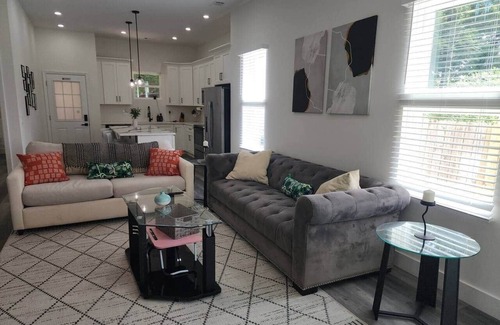 Sylvan Hills Appartement | Stylish 3BR Apt w/King Suite