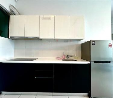 Sungai Buloh Appartement | Stylish 3BR Condo at The Zizz